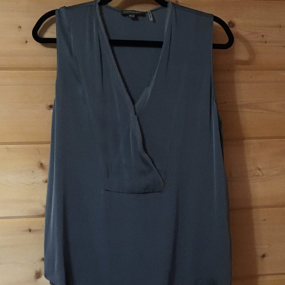 Repeat brand sleeveless silk blouse, sz medium, grey